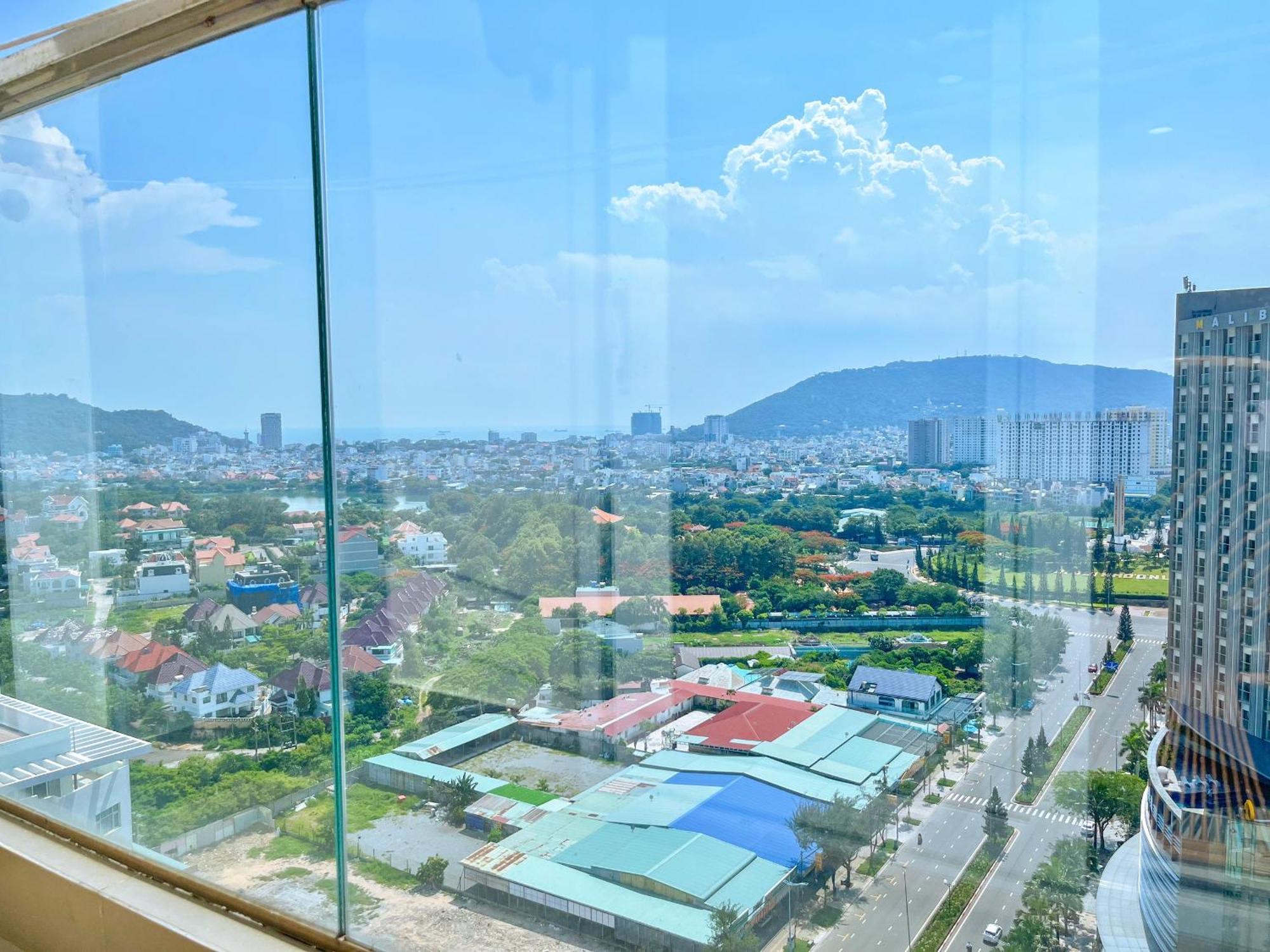 Mermaid Seaview Vung Tau - Khang Apartment 1 المظهر الخارجي الصورة